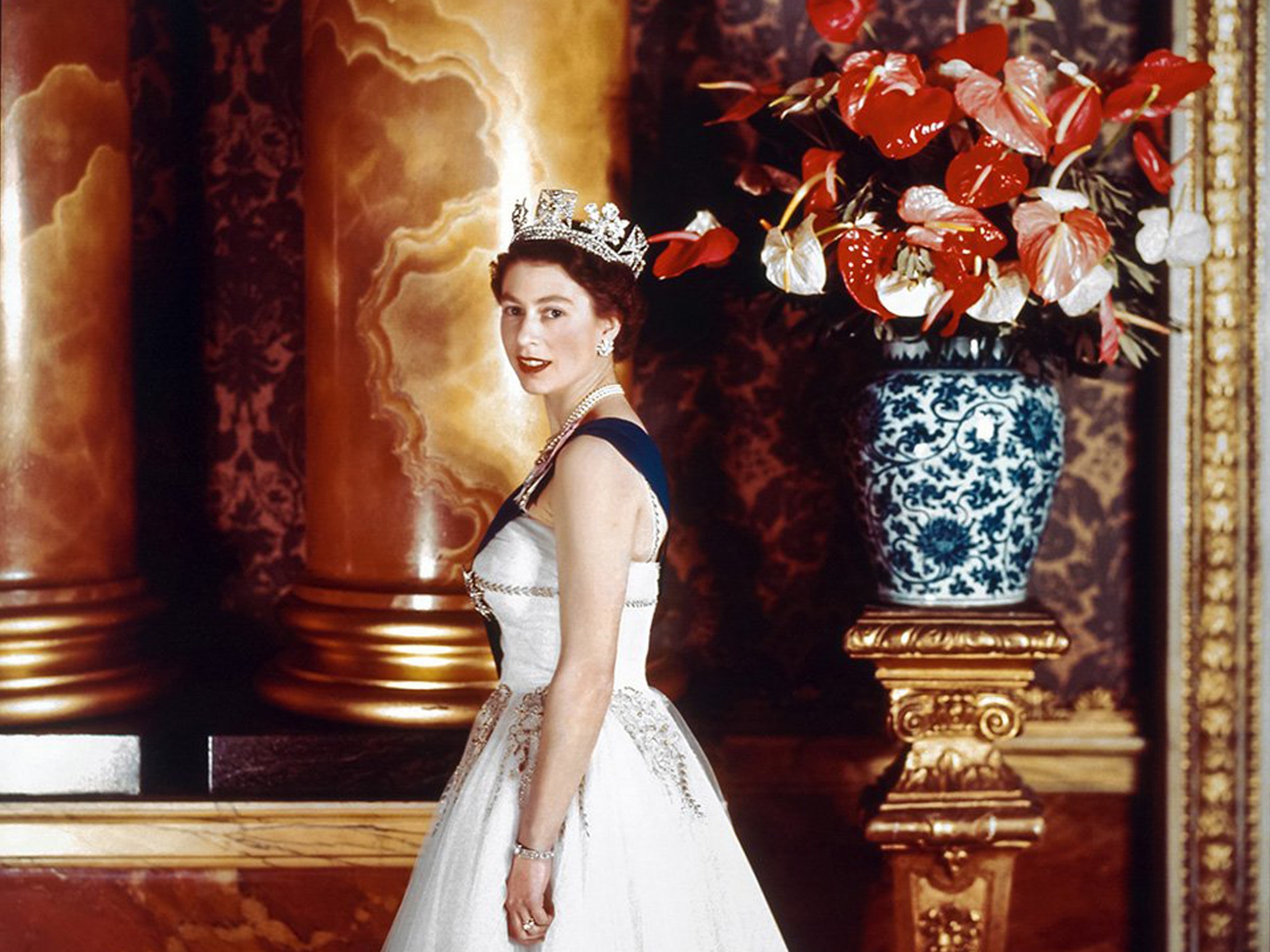 10 Interesting Facts About Queen Elizabeth II Which You Might Not Know