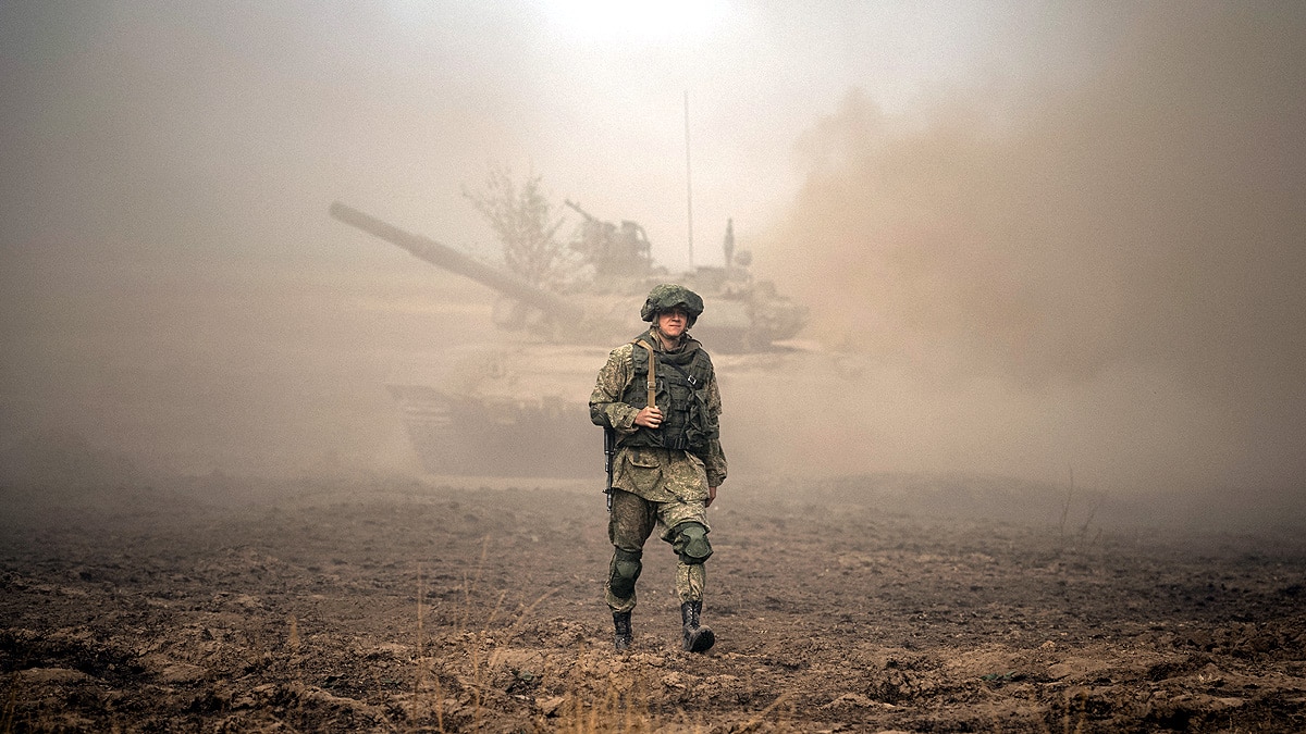 Breezy Explainer: How strong is the Ukrainian military as compared to the Russian military?