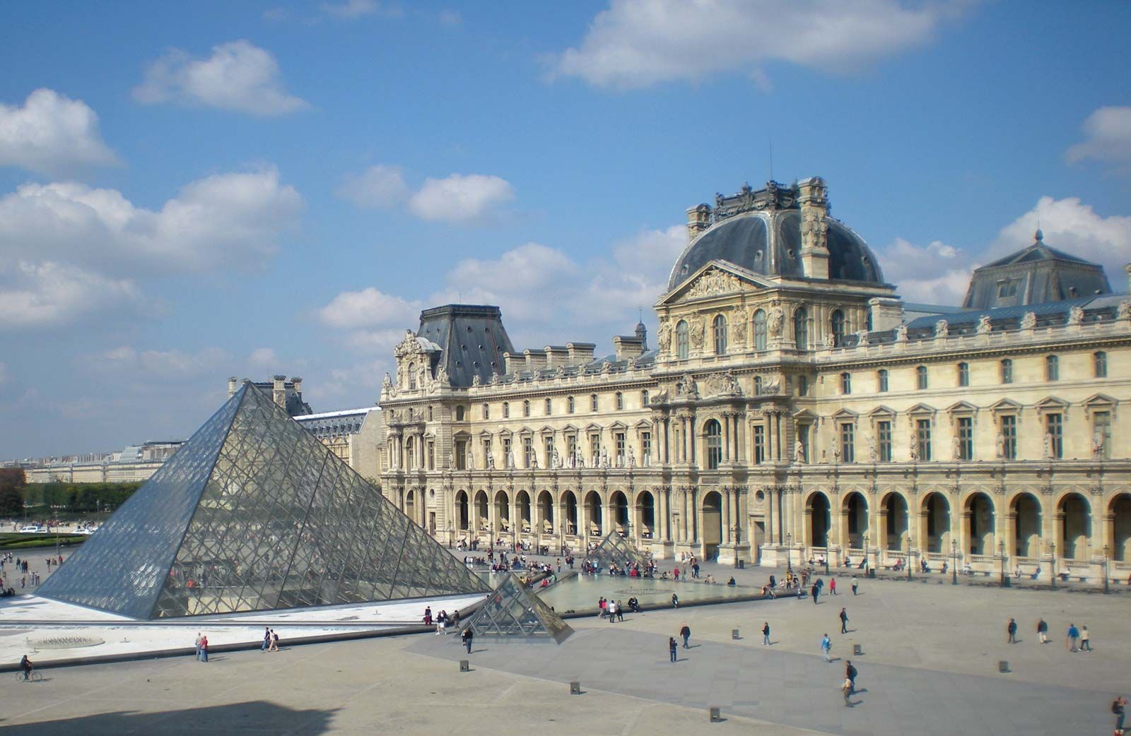 The Enchanting Louvre Museum