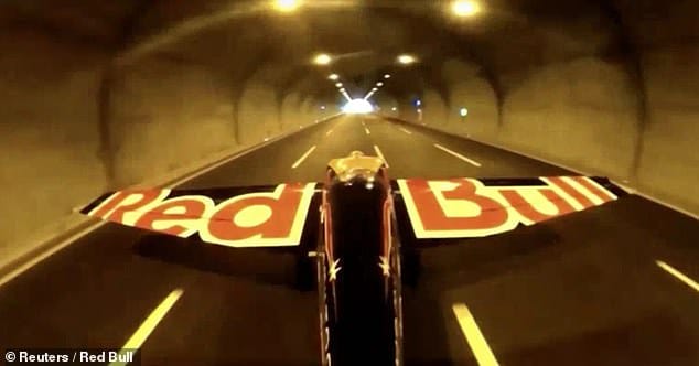 A pilot flies through two road tunnels at 245 Kph, bags Guinness World Record