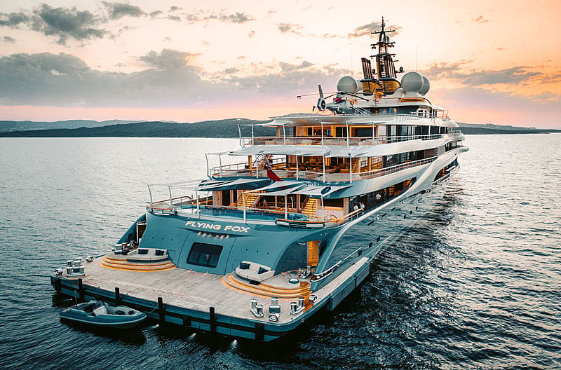 More on ultra-luxury yachts