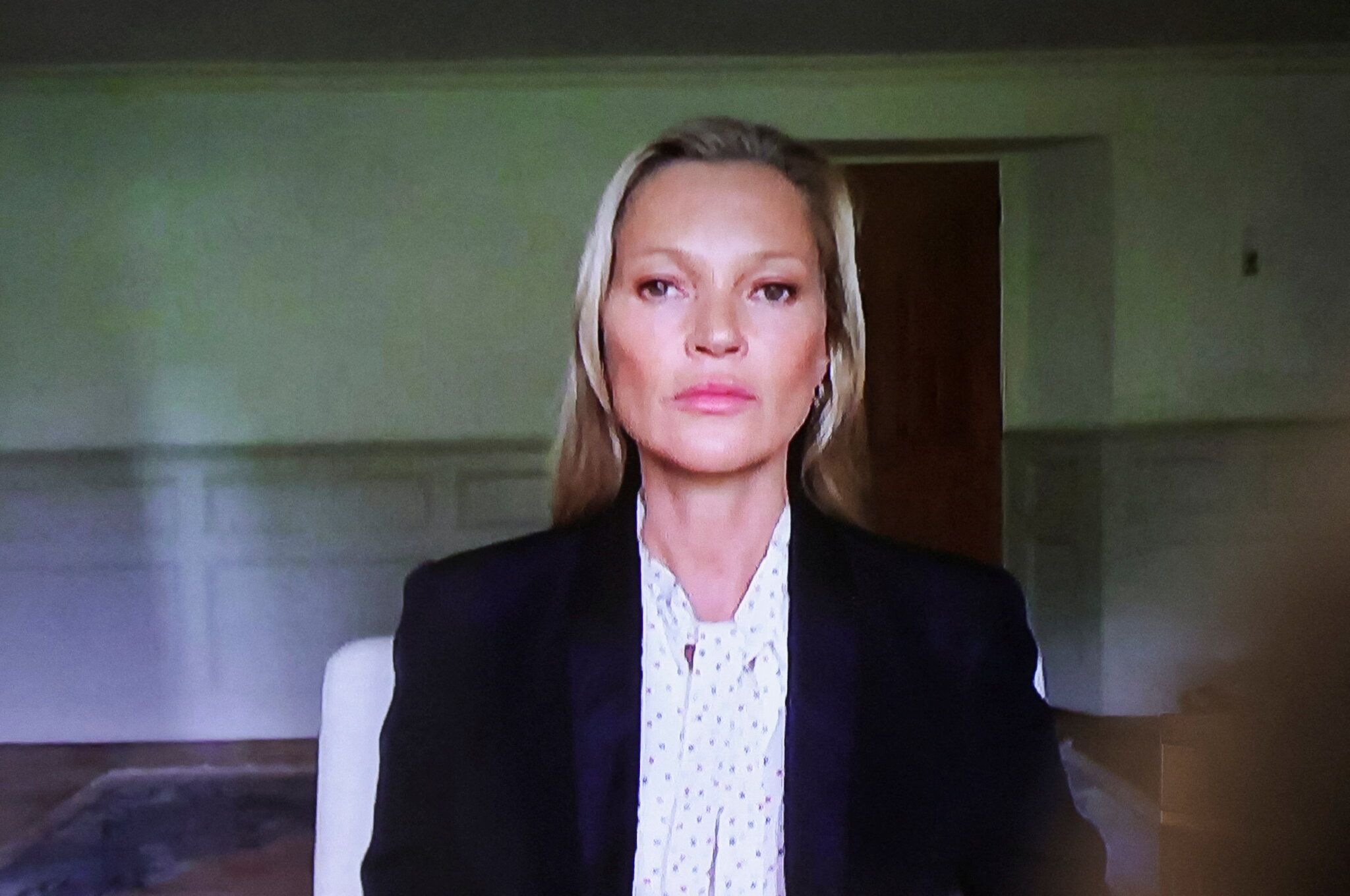 Kate Moss testifies for Johnny Depp