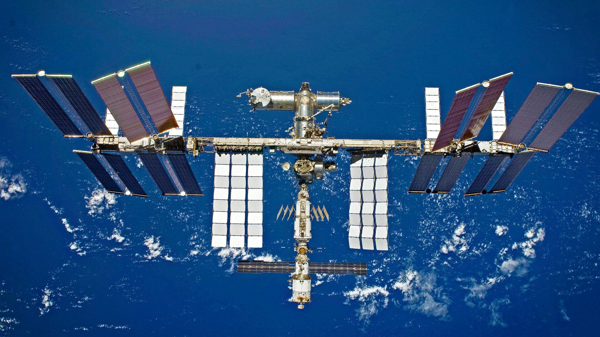 International Space Station moved to dodge space junk from a demolished Chinese satellite
