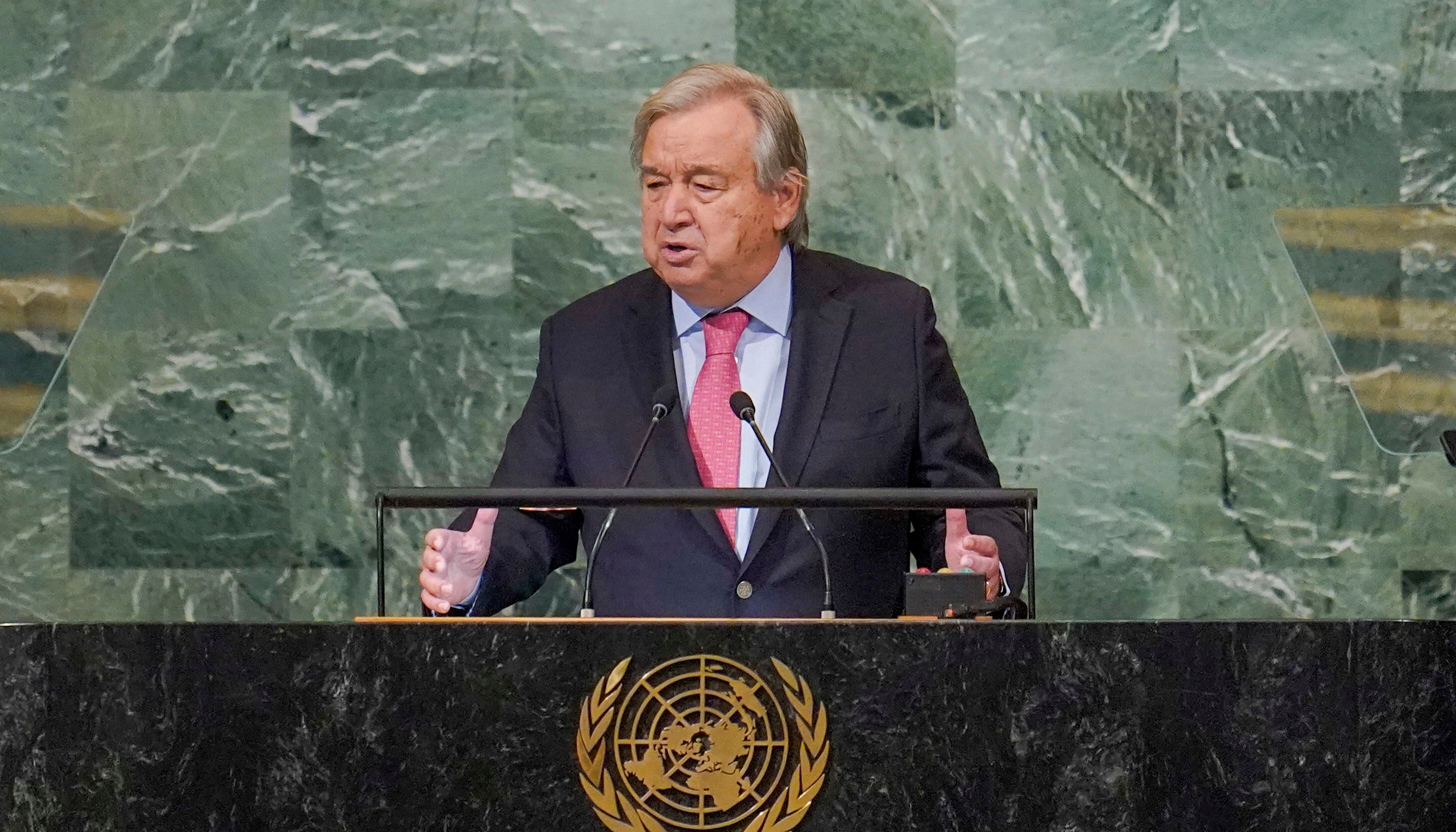 UN Antonio Guterres chief urges countries to impose tax on fossil fuel companies