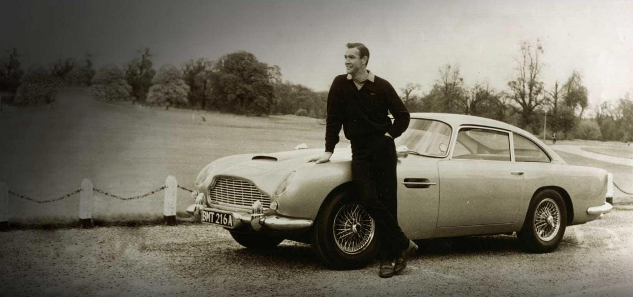 James Bond Aston Martin 