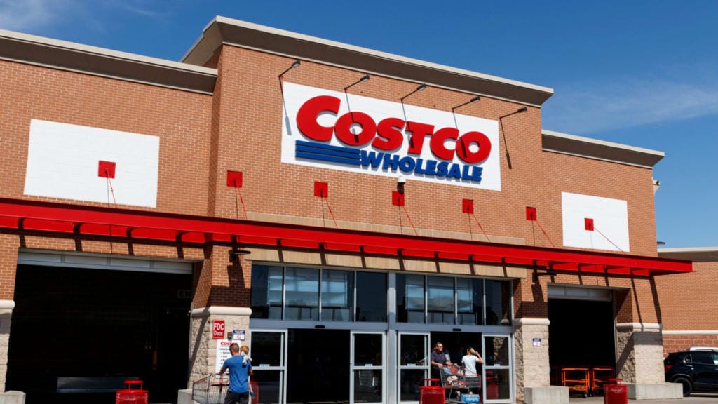 Costco's monthly gold bar sales bring in up to $200 million, deemed savvy by experts