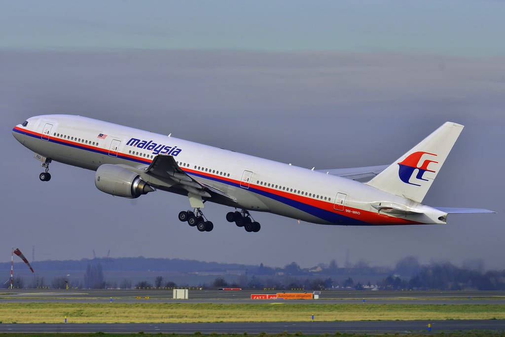 Researchers say microscopic marine life can reveal the Malaysian Airlines flight MH370 crash site