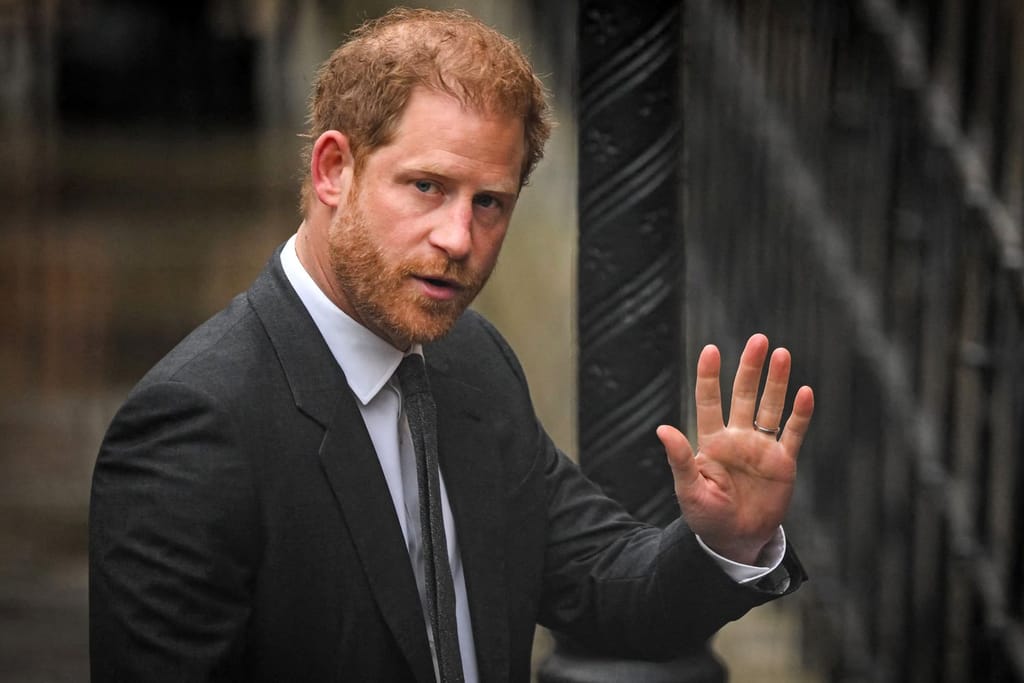 Prince Harry shuns British residency in official record: Report
