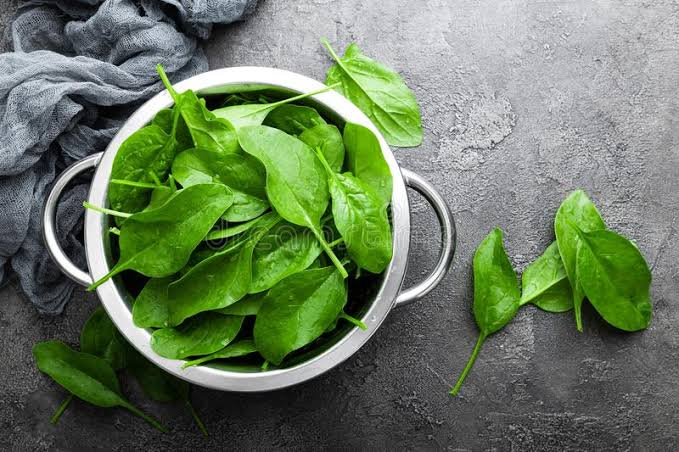 Spinach poisoning sparks health scare in Australia, people suffer sickness, hallucinations