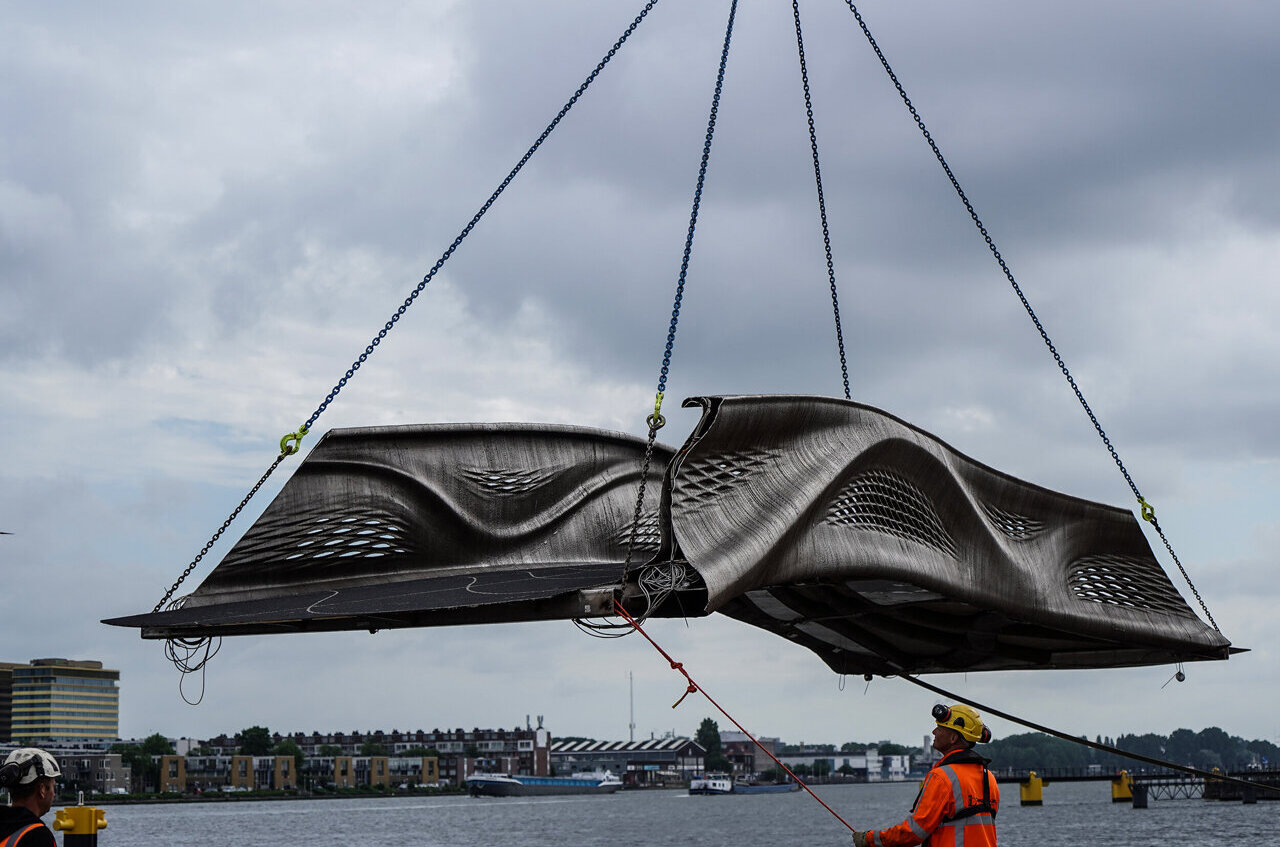 First 3D-printed steel footbridge unveiled by Queen Máxima in Amsterdam