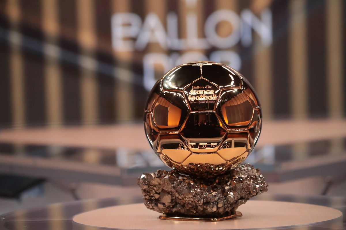 Football 5 players with the most Ballon d'Or points in history