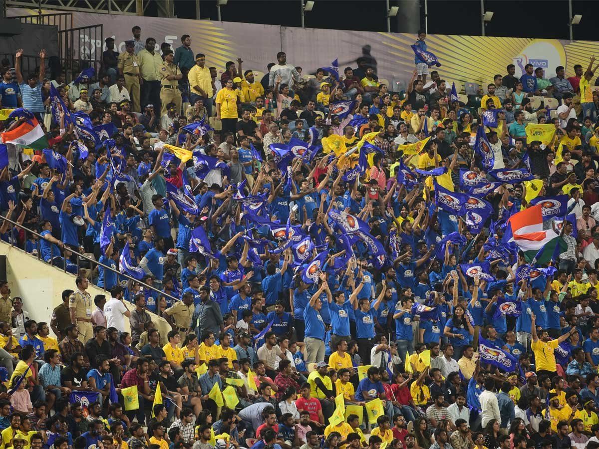 IPL CROWD