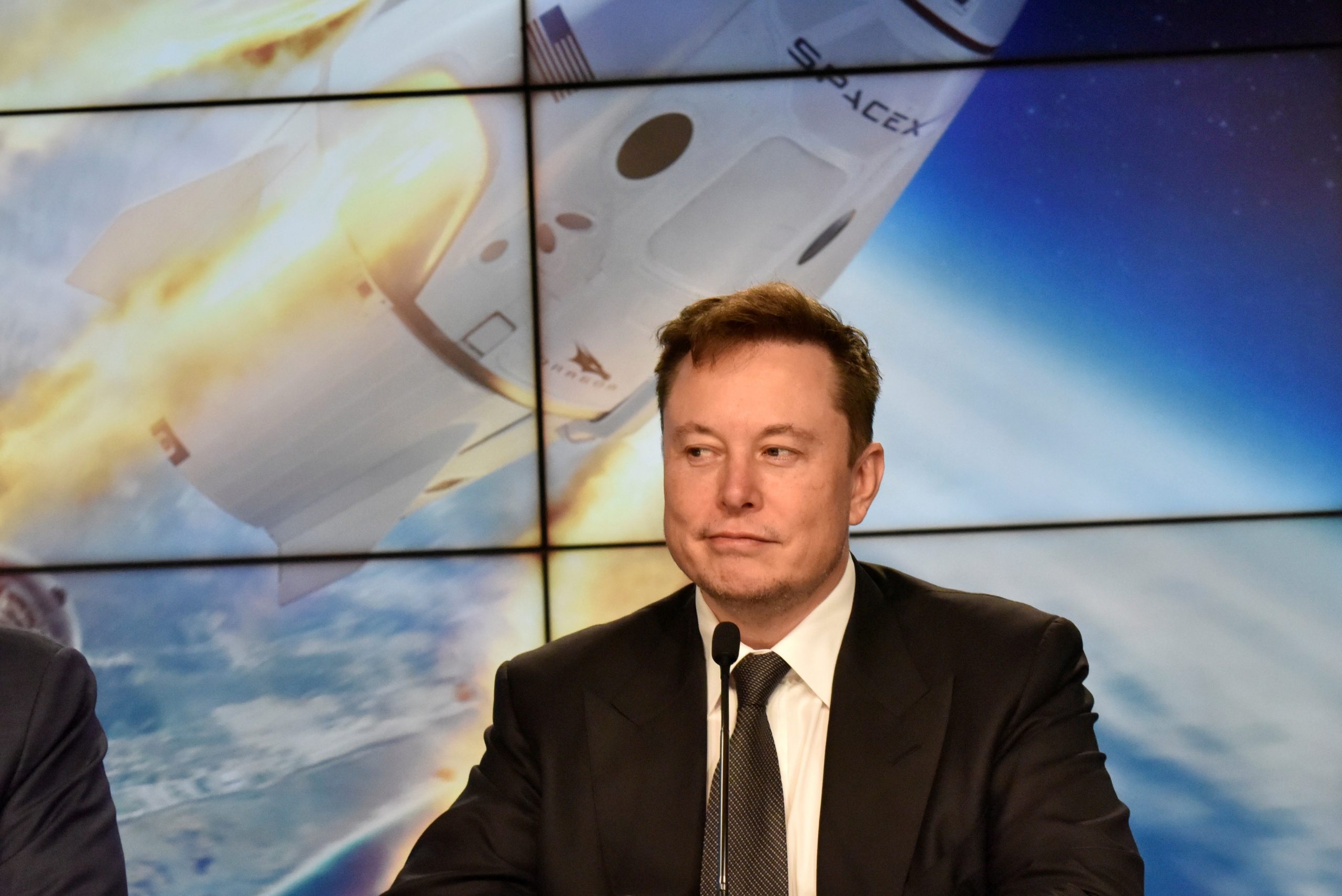 Tesla CEO not ‘homeless’ yet: Elon Musk takes $37.5 million house off the market