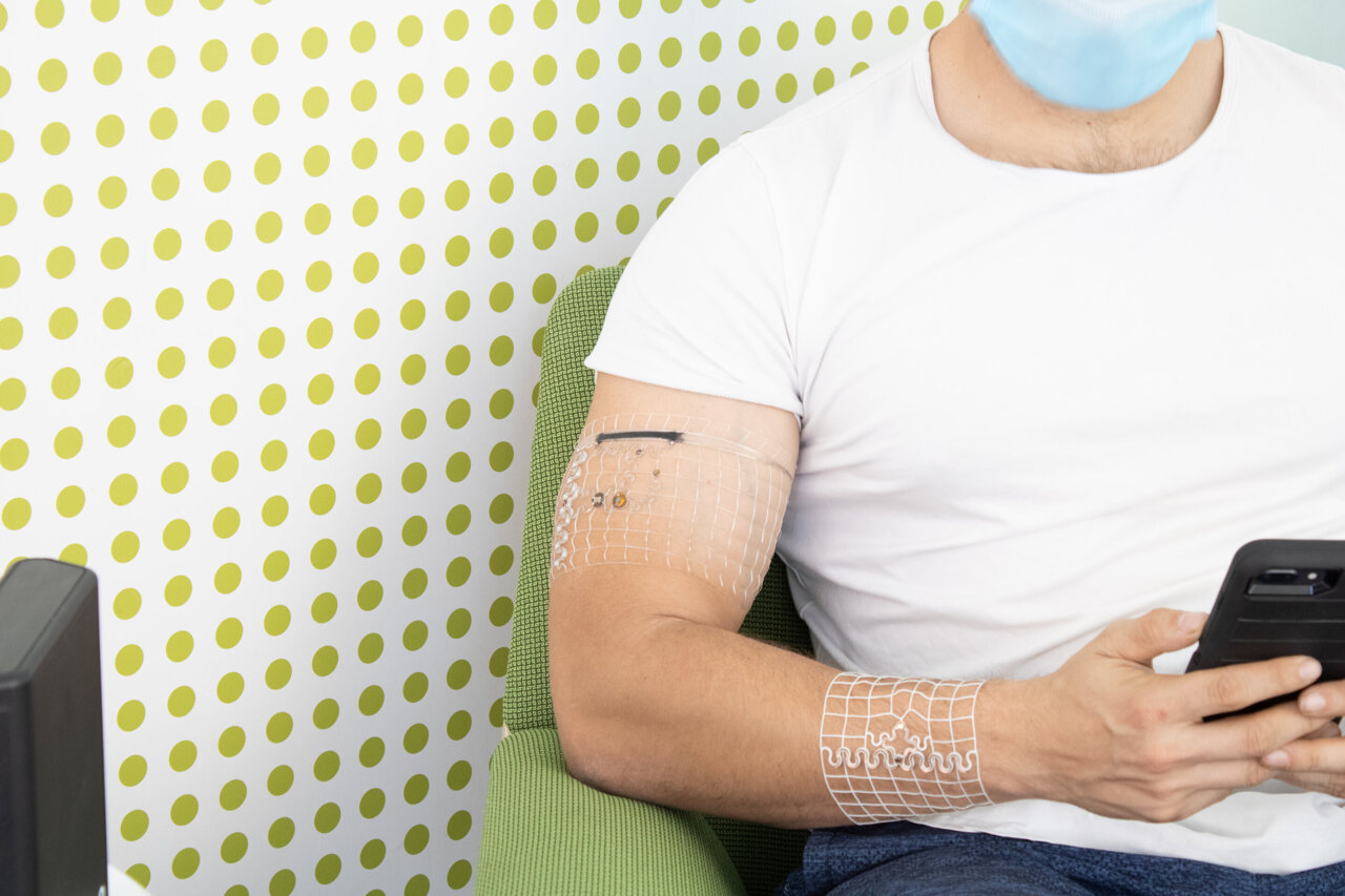 Engineers 3D-print personalized, wireless wearable sensors that never need a charge