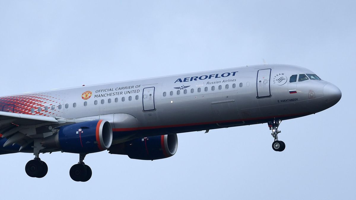 Manchester United cancel their £40m sponsorship deal with Russian airline Aeroflot