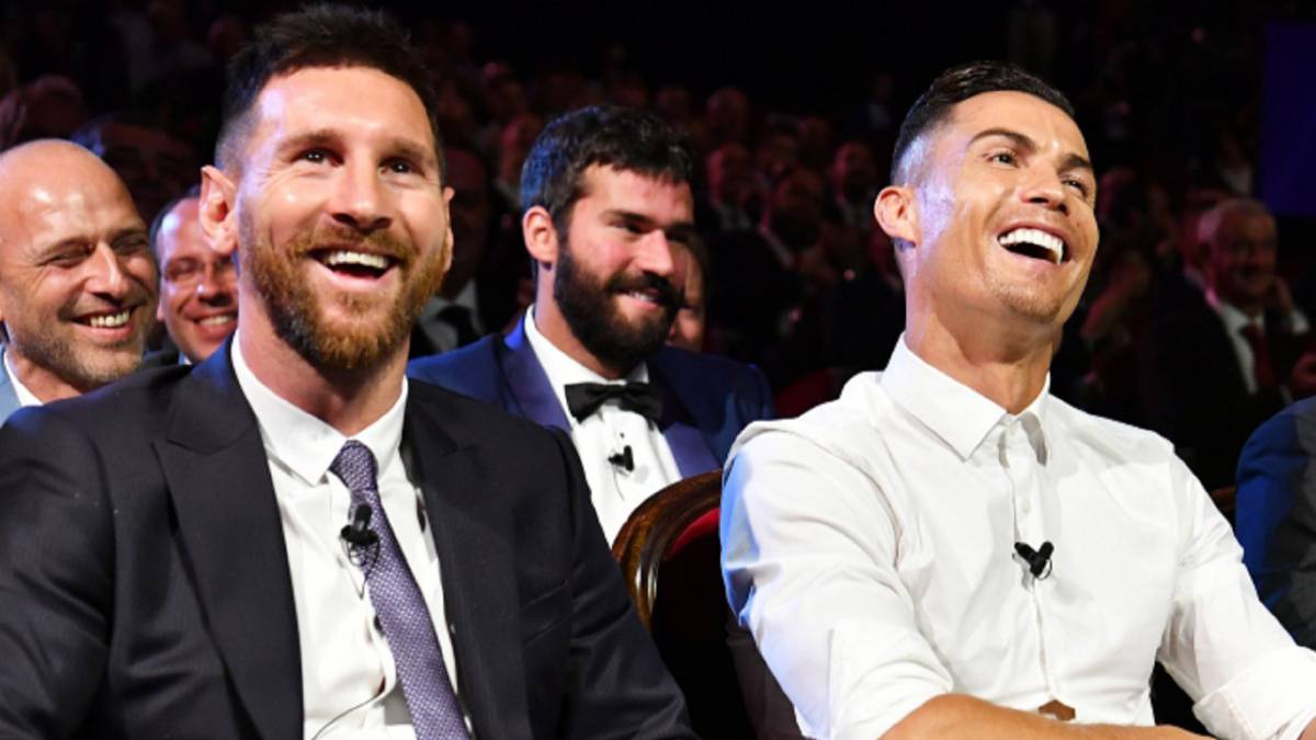 Cristiano Ronaldo to join Lionel Messi at PSG? 