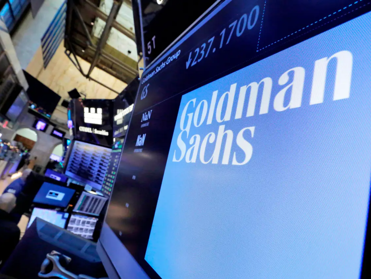 Goldman Sachs allows senior employees to take unlimited leaves