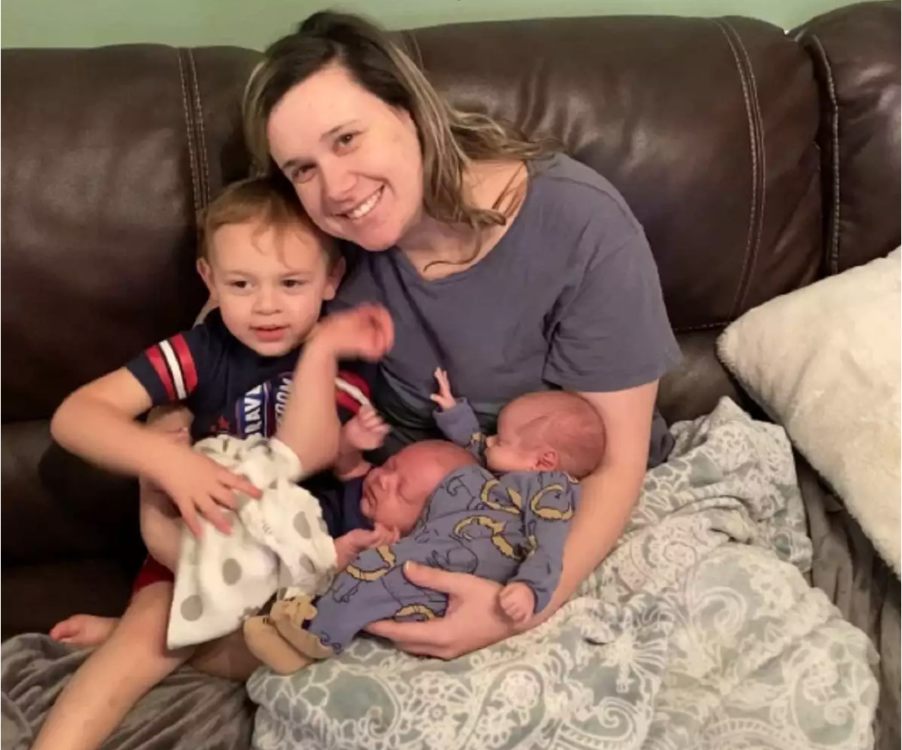 Texas: Woman becomes pregnant while being pregnant, gives birth to twins