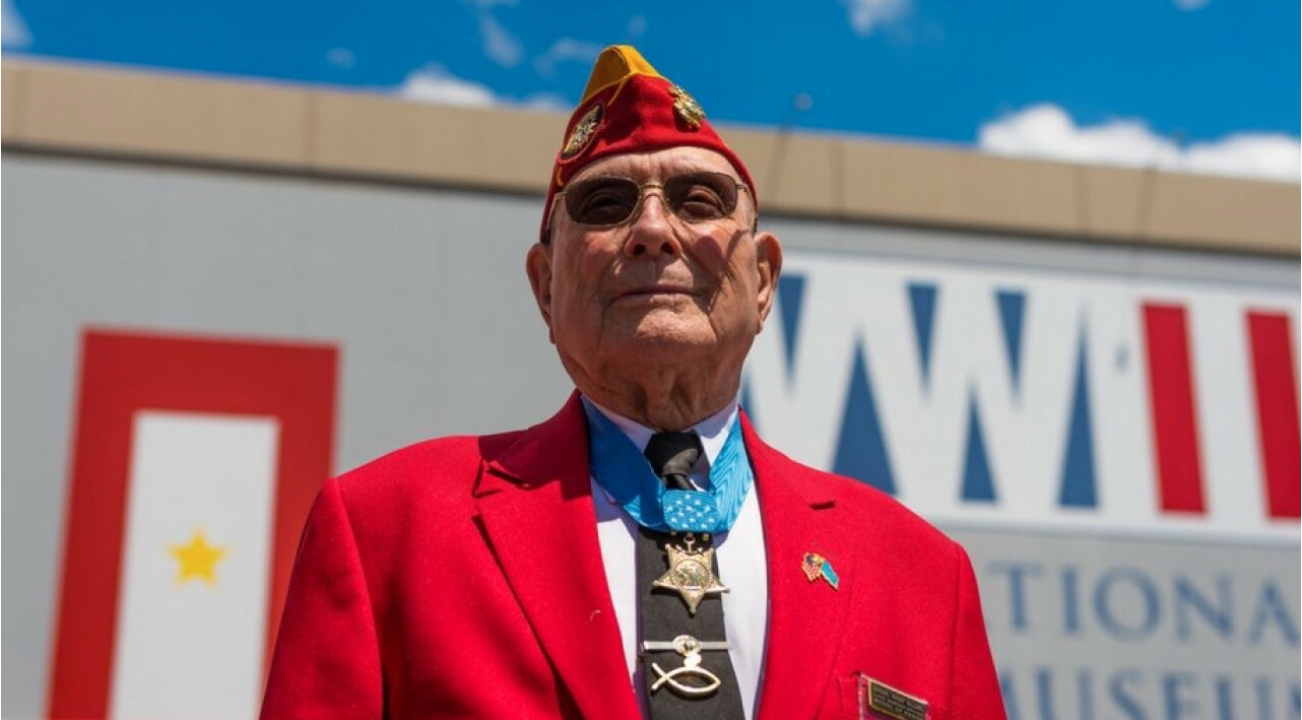 The last remaining WWII Medal of Honor recipient dies at 98
