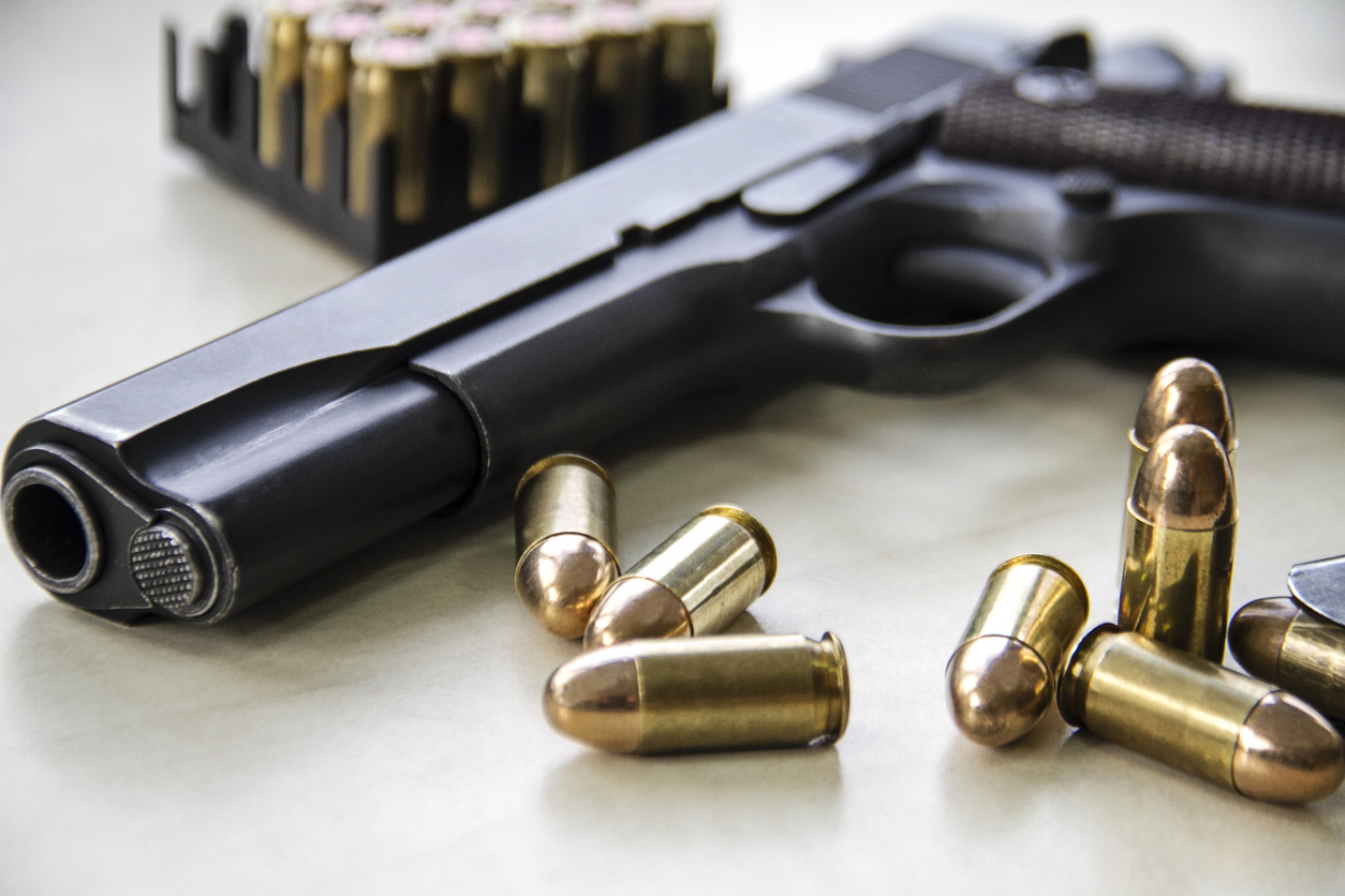 New York passes bill barring anyone under 21 to buy or own semi-automatic guns