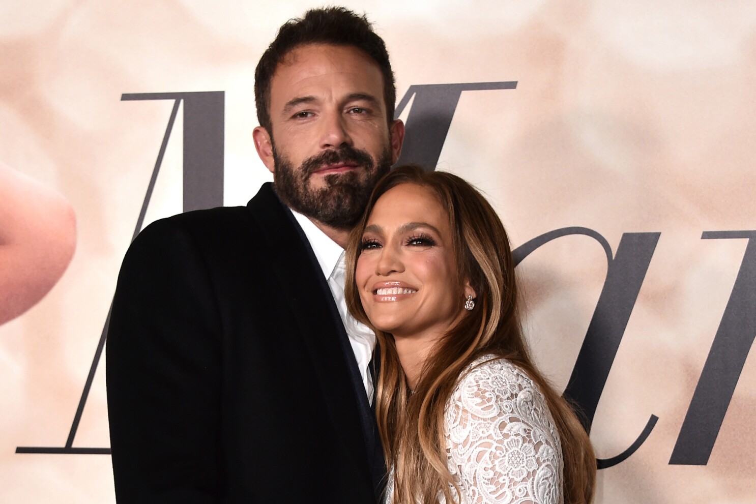 Jennifer Lopez and Ben Affleck get married in Las Vegas