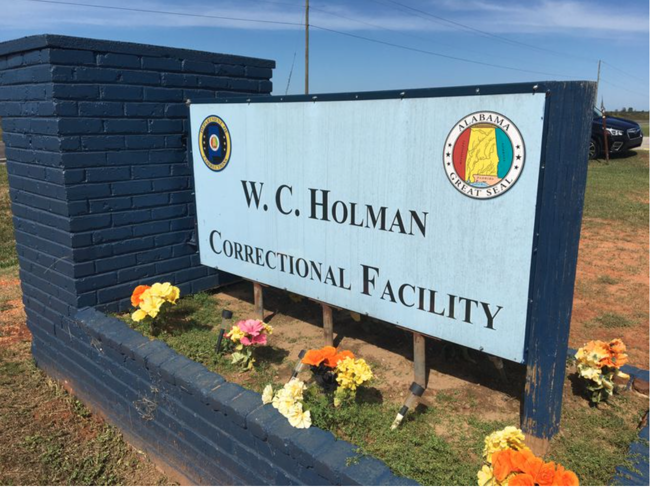 Alabama: Journalist stopped from attending execution because her skirt was ‘too short’