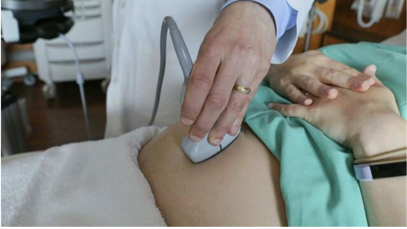 American mother and teen daughter charged after an illegal abortion