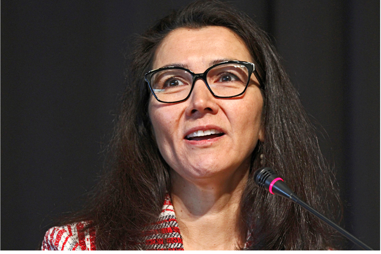 Mary Peltola: First Alaskan Native elected to Congress as Sarah Palin loses