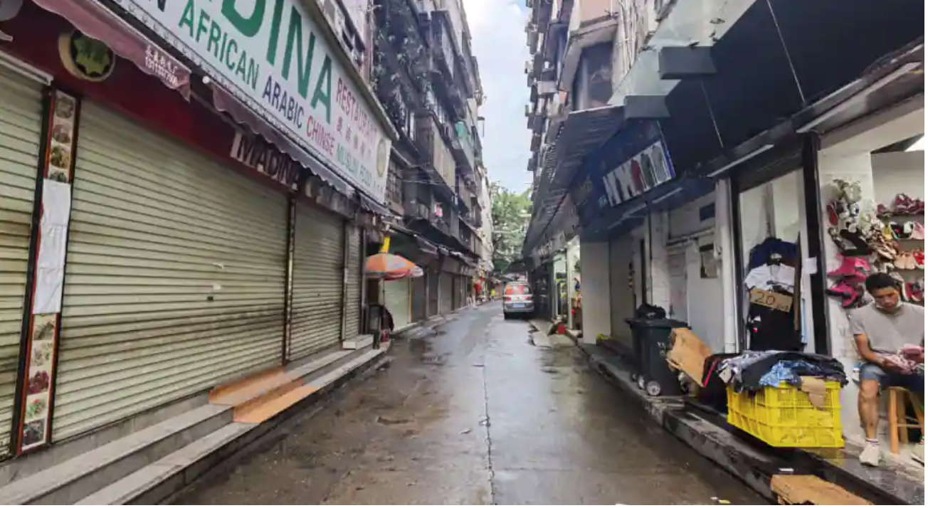 With over 7,000 fresh cases, Guangzhou now becoming the Covid epicenter of China