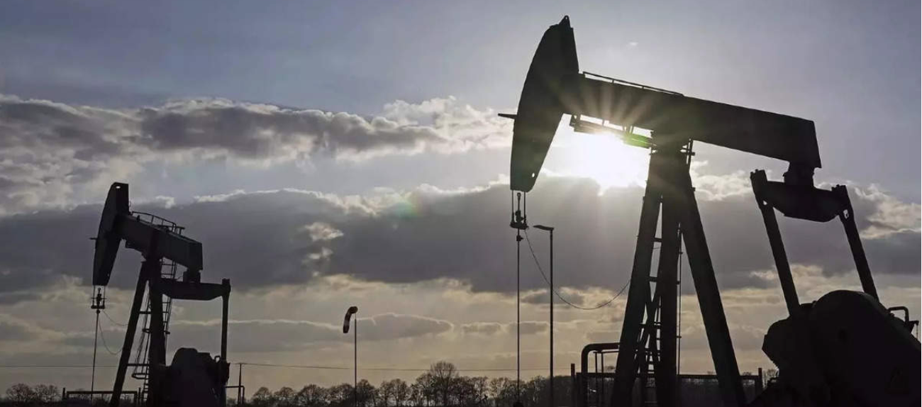 Moscow asserts that “Russian oil will continue to be in demand” and  it will not accept a western price cap