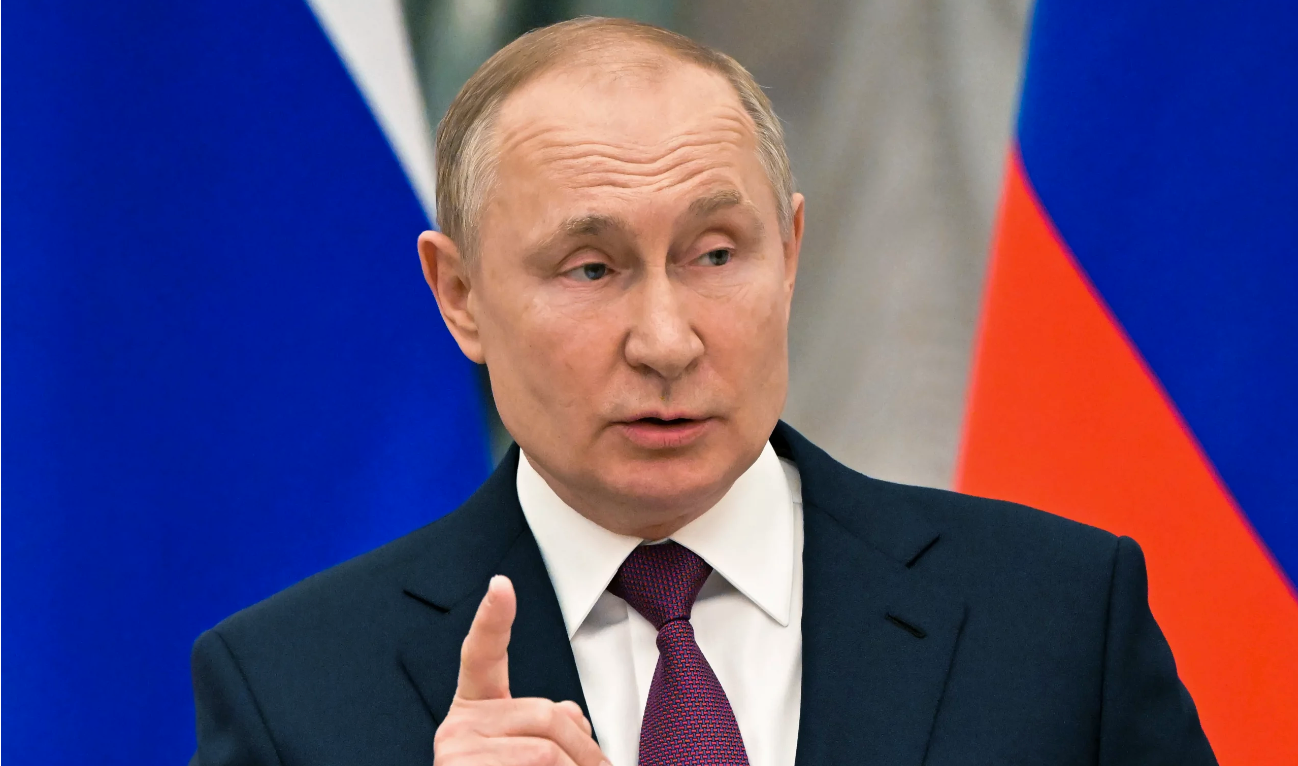 Nuclear risk ‘rising’, but we will never use the weapons first, says Putin