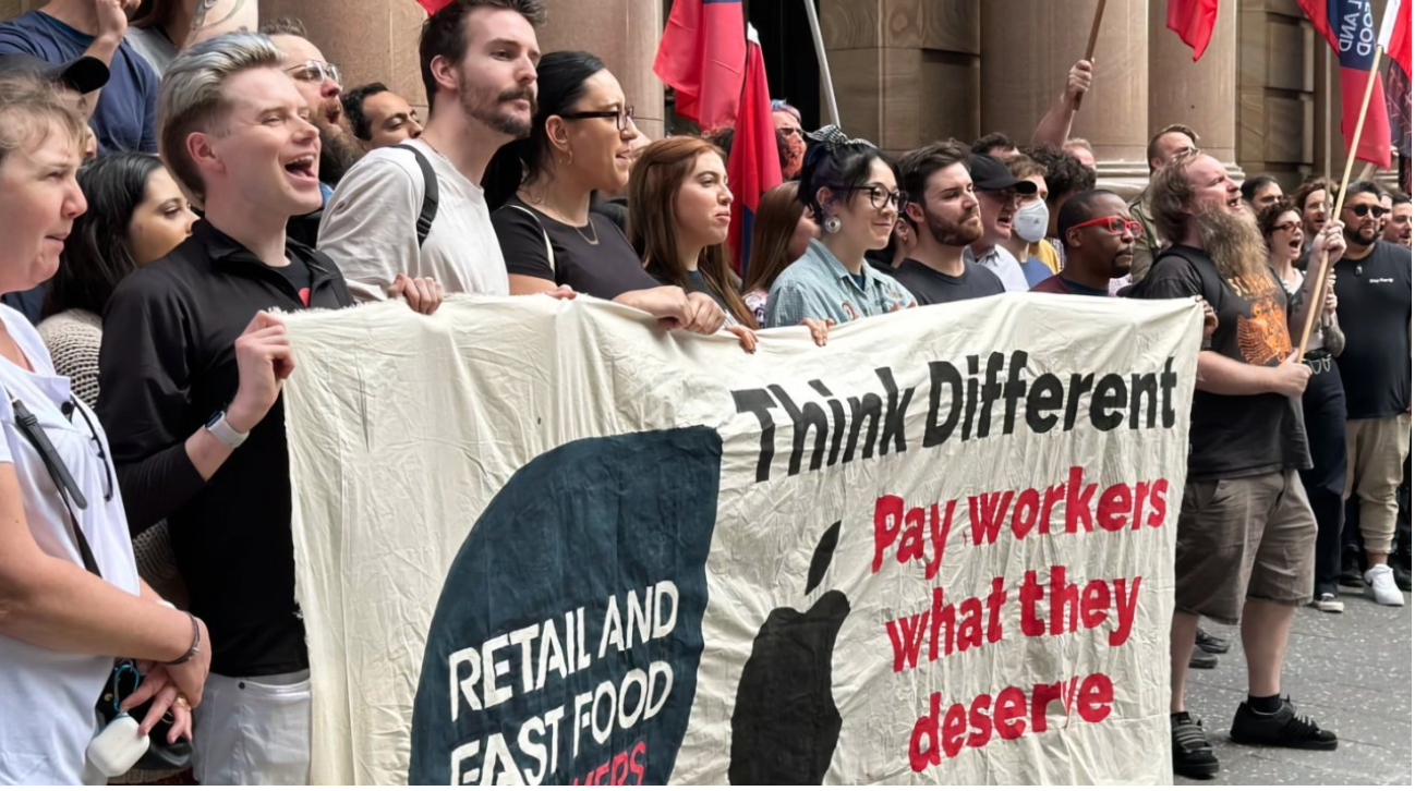 Apple workers in Australia will go on strike during Christmas