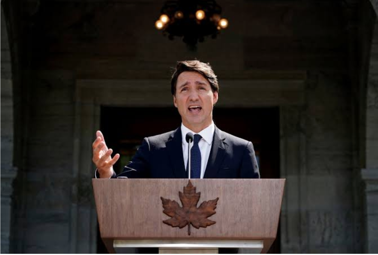 Canada bans most foreigners from buying homes