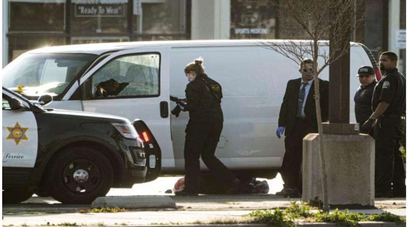 Suspect in California mass shooting kills himself