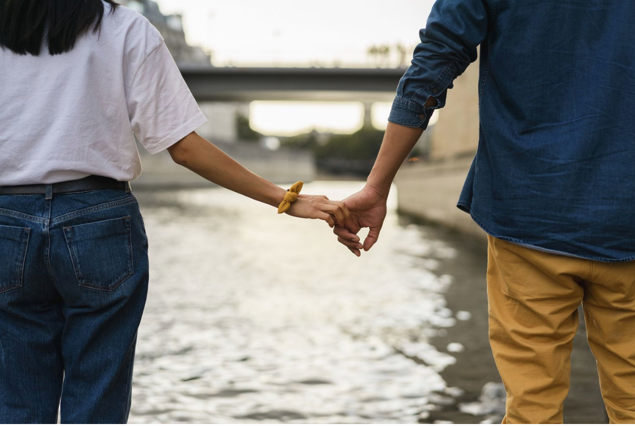 Psychologists uncover the most important phrase used in every successful relationship