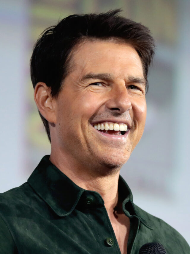 Tom_Cruise_by_Gage_Skidmore_2