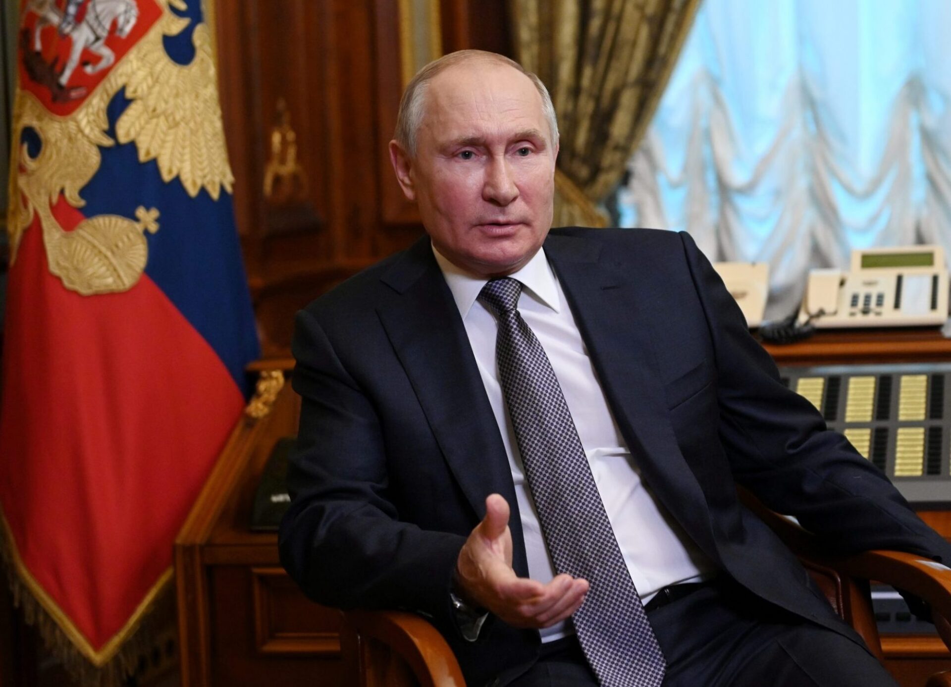 2021-07-14T072025Z_1662569404_RC2WJO9GSMDX_RTRMADP_3_UKRAINE-CRISIS-RUSSIA-PUTIN-scaled-e1626374076231