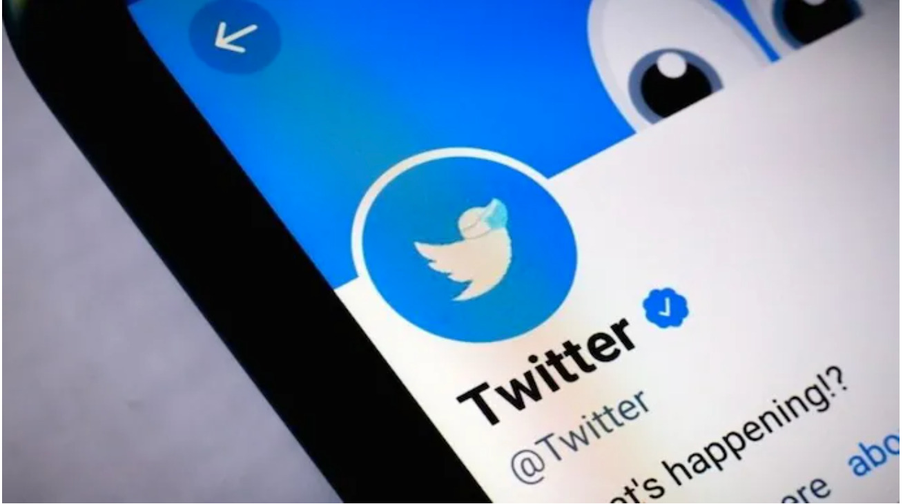 NYT, LA Times, Politico, and other major news outlets reject Twitter’s blue tick