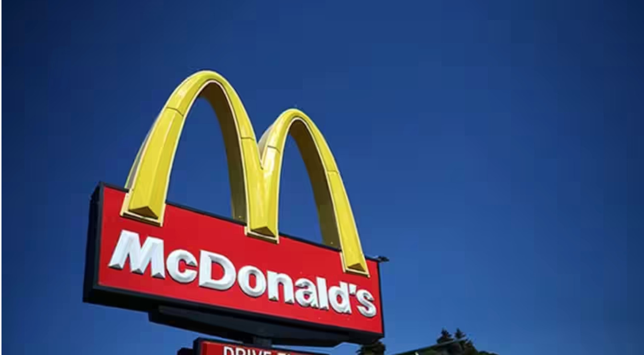 McDonald’s temporarily shuts US offices, prepares layoff notices