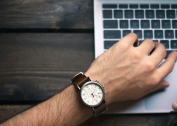 Tips for Advancing Your Career and Managing Household Responsibilities