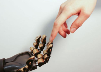 Stanford researchers developes an ‘e-skin’ that gives amputees a sense of touch