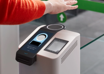 Amazon’s palm scanner to let US users buy alcohol without ID