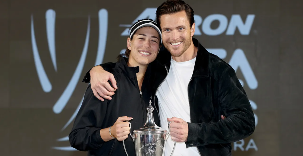 Tennis star Garbine Muguruza gets engaged to a fan who once asked for selfie during US Open 2021