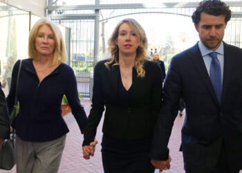 Elizabeth Holmes set to report to prison