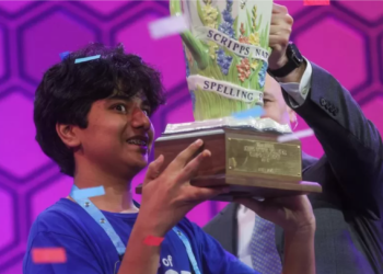 Indian-origin Florida teenager Dev Shah wins US spelling bee, gets $50,000