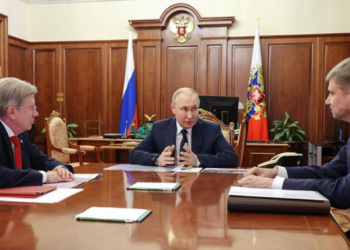 Radio stations in Russia were hacked, playing fake Putin message: Kremlin