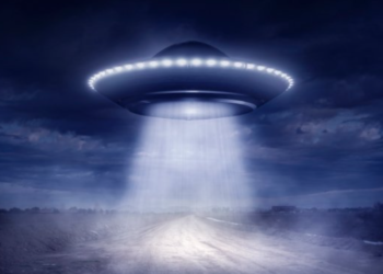 US intelligence officer turns whistleblower, claims American government has UFO retrieval program