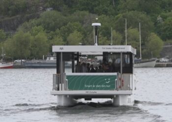 World’s first self-driving electric ferry service deployed in this European capital