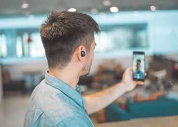 SHORT VIDEOS, QUICK HIRES: A NEW RECRUITMENT APPROACH FOR SMALL BUSINESSES?