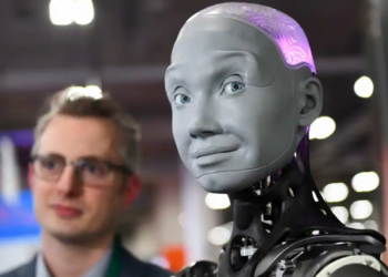 Watch: Robots take part in UN discussion on AI in healthcare